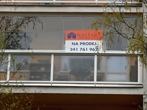 PRODEJ BYTU 3+kk/L, 60m2. DV, Kaplická, Praha 4 - Podolí